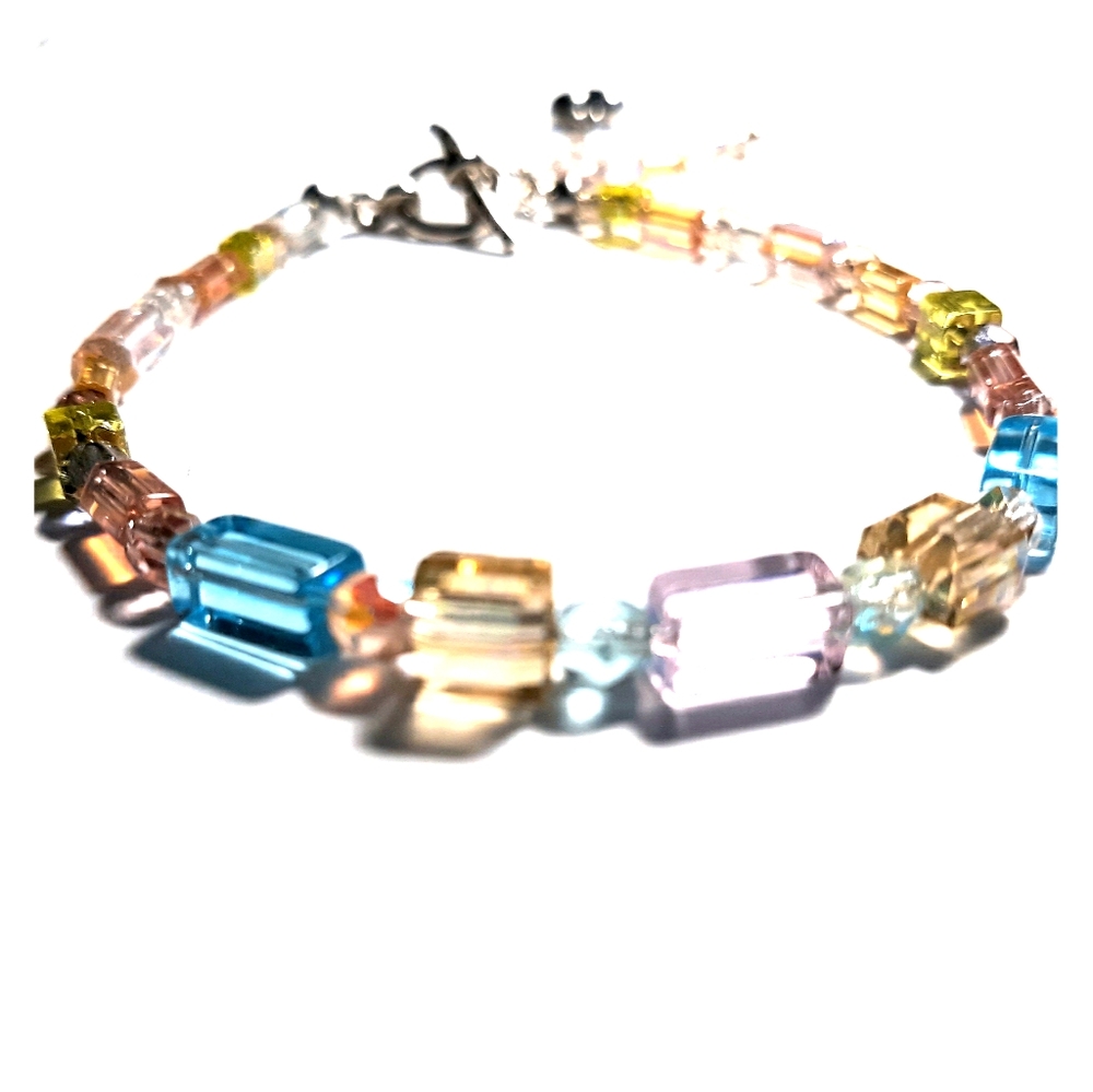 Glass bead bracelet